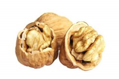 核桃的營養(yǎng)價(jià)值有哪些？食用核桃的注意事項(xiàng)